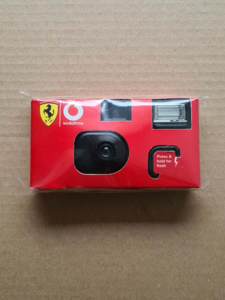 Ferrari analóg fényképezőgép